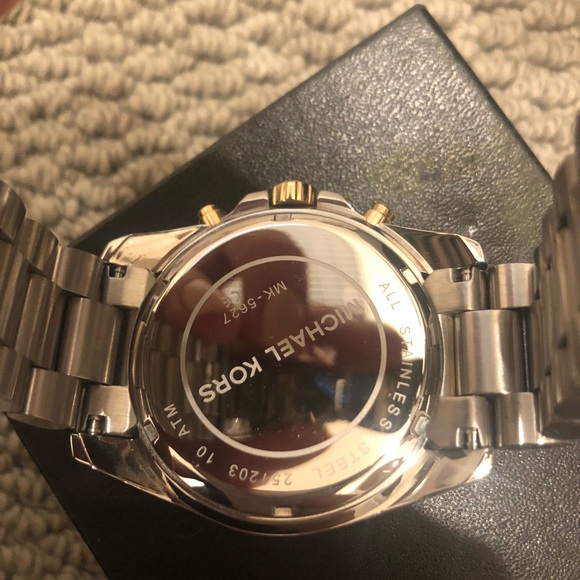 Michael Kors Watch - Picture 2 of 3